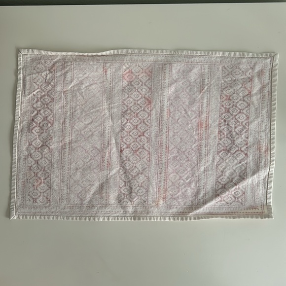 Anthropologie Place Mats Set of 4 - Picture 9 of 11